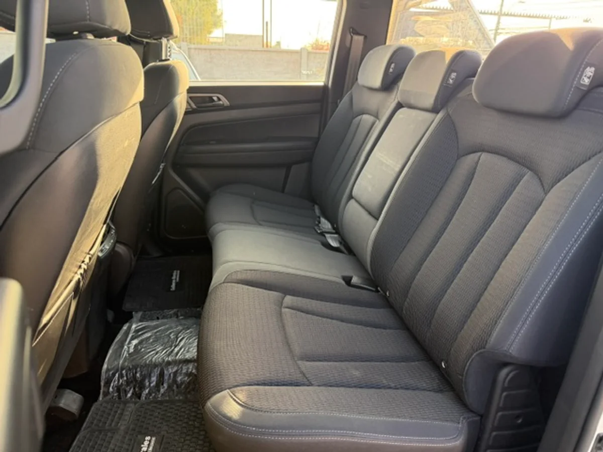 2024 SsangYong Grand Musso 2.2D GLX 4WD - Miniatura 13