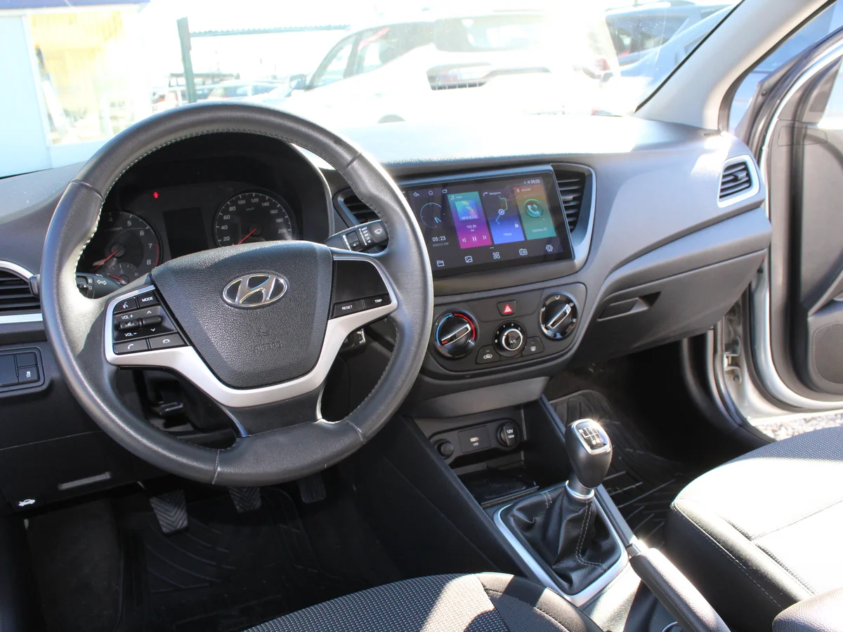 Hyundai Accent Hci — foto 10 de 15