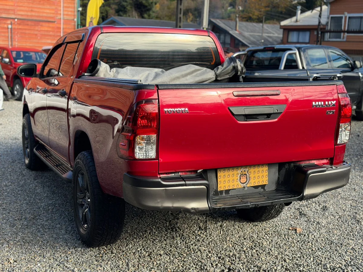 Toyota Hilux DX 2.4 4X4 2021 - Miniatura 7