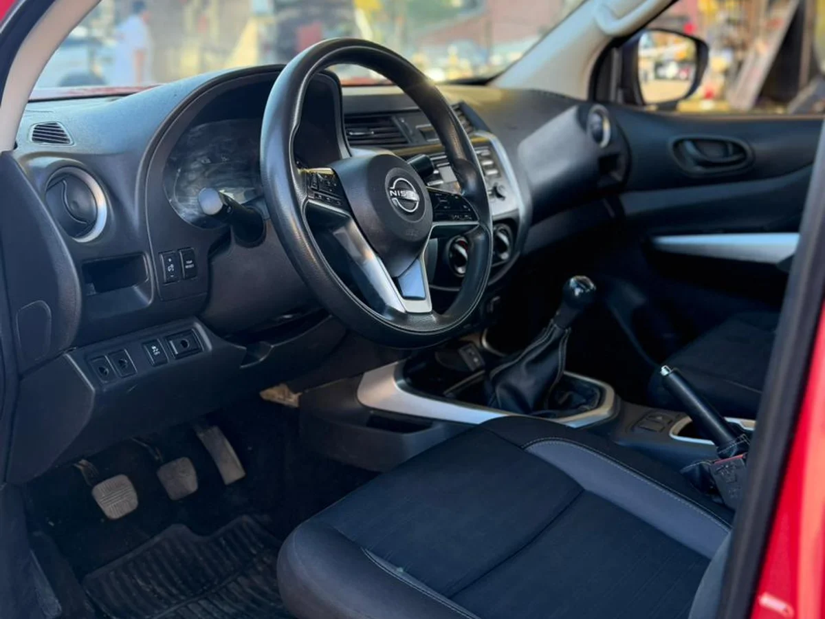 NISSAN NAVARA D CAB MT 4X4 2.3 2024