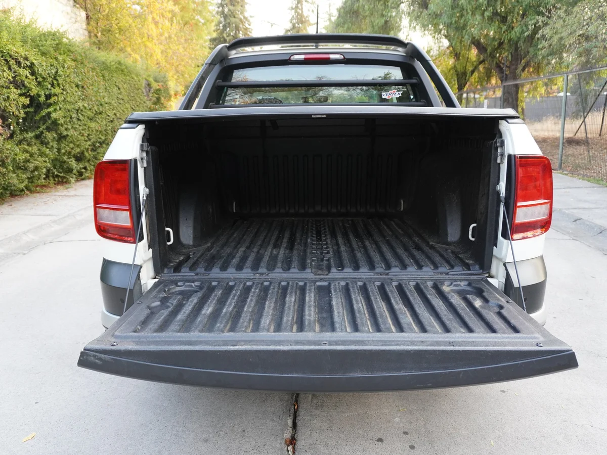 Volkswagen Saveiro 1.6 Cross. Año 2024 miniatura 11