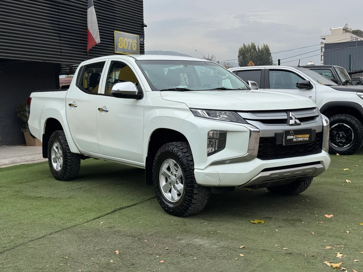 Mitsubishi L200 Katana CRT 2022