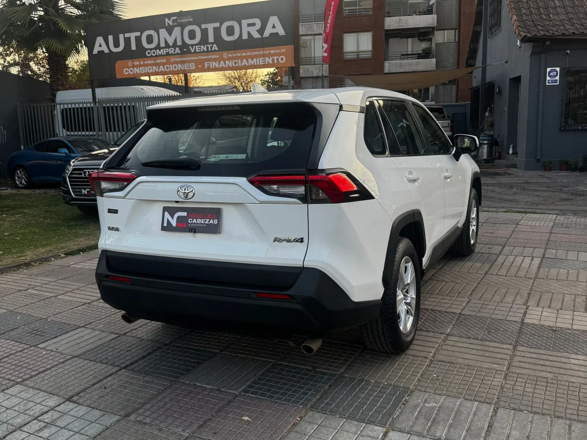 TOYOTA RAV 2.0 TM 4X2 - Miniatura 8