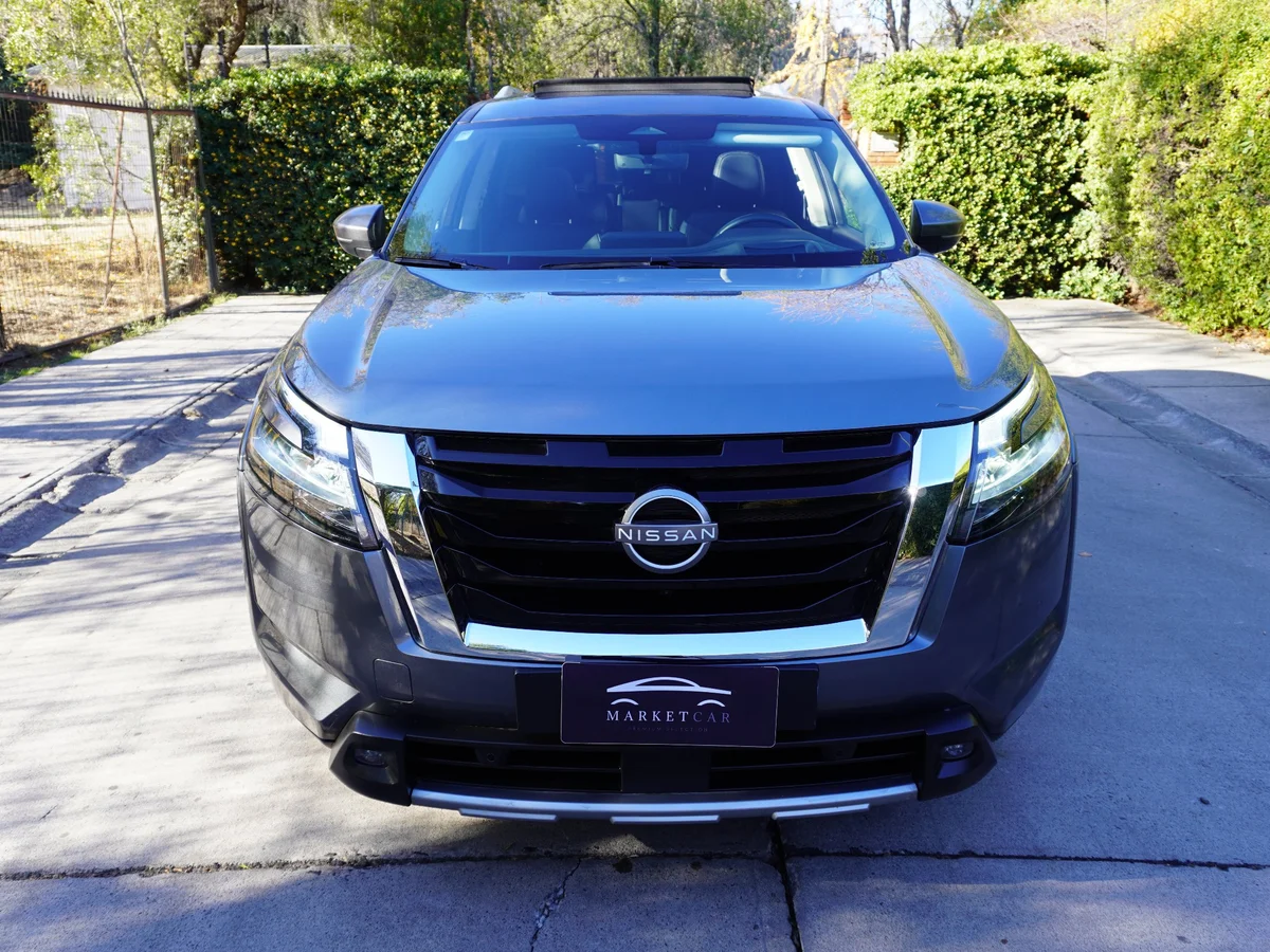 Nissan Pathfinder 3.5 Exclusive 4x4 Año 2025