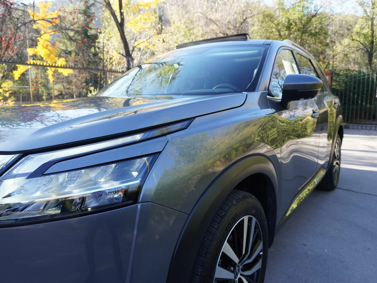 Nissan Pathfinder 3.5 Exclusive 4x4 Año 2025 miniatura 10