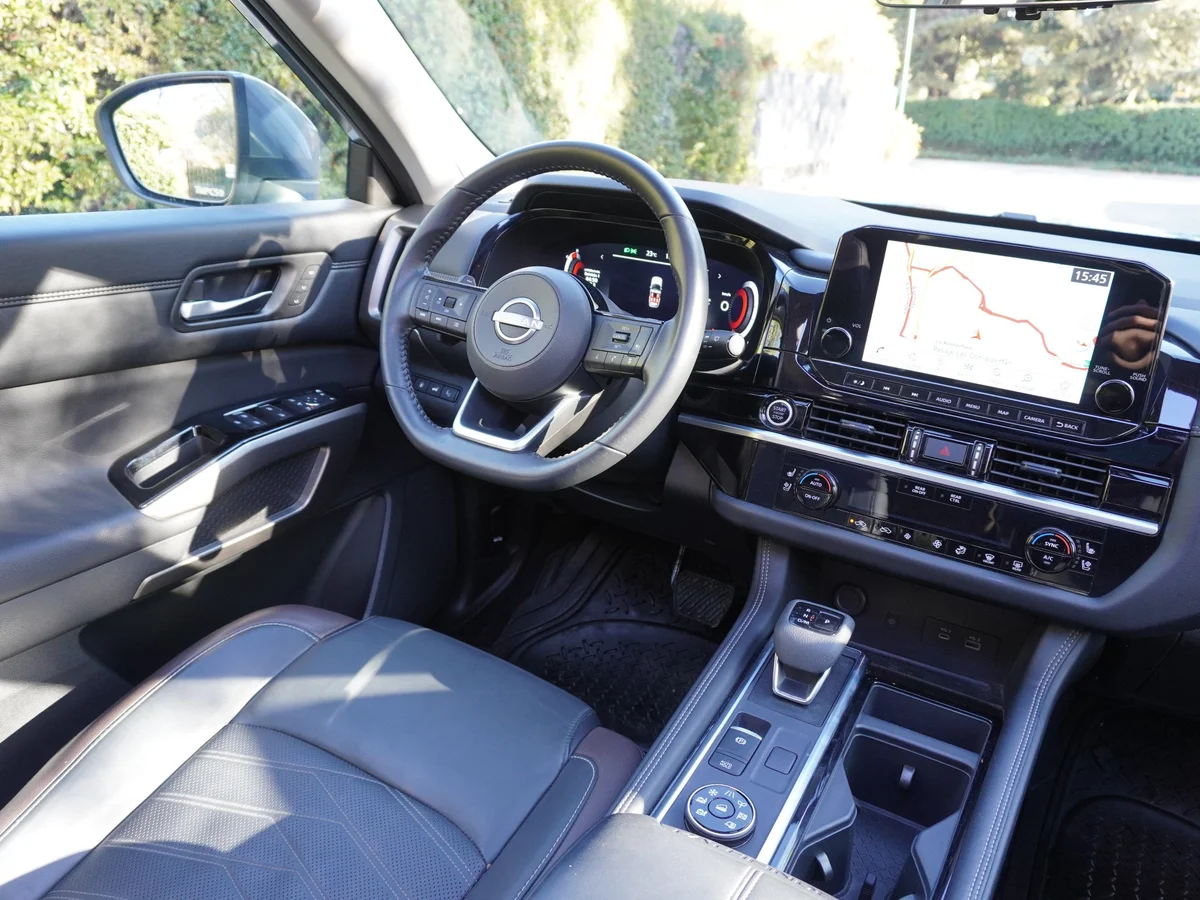 Nissan Pathfinder 3.5 Exclusive 4x4 Año 2025 miniatura 16