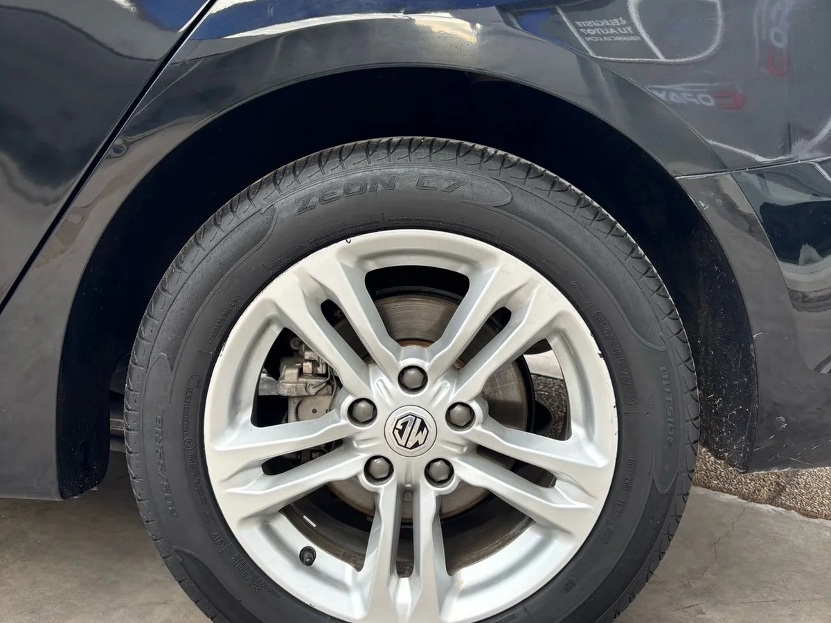 MG 6 1.5 1.5T COM 4X2 MT 4P - Miniatura 8