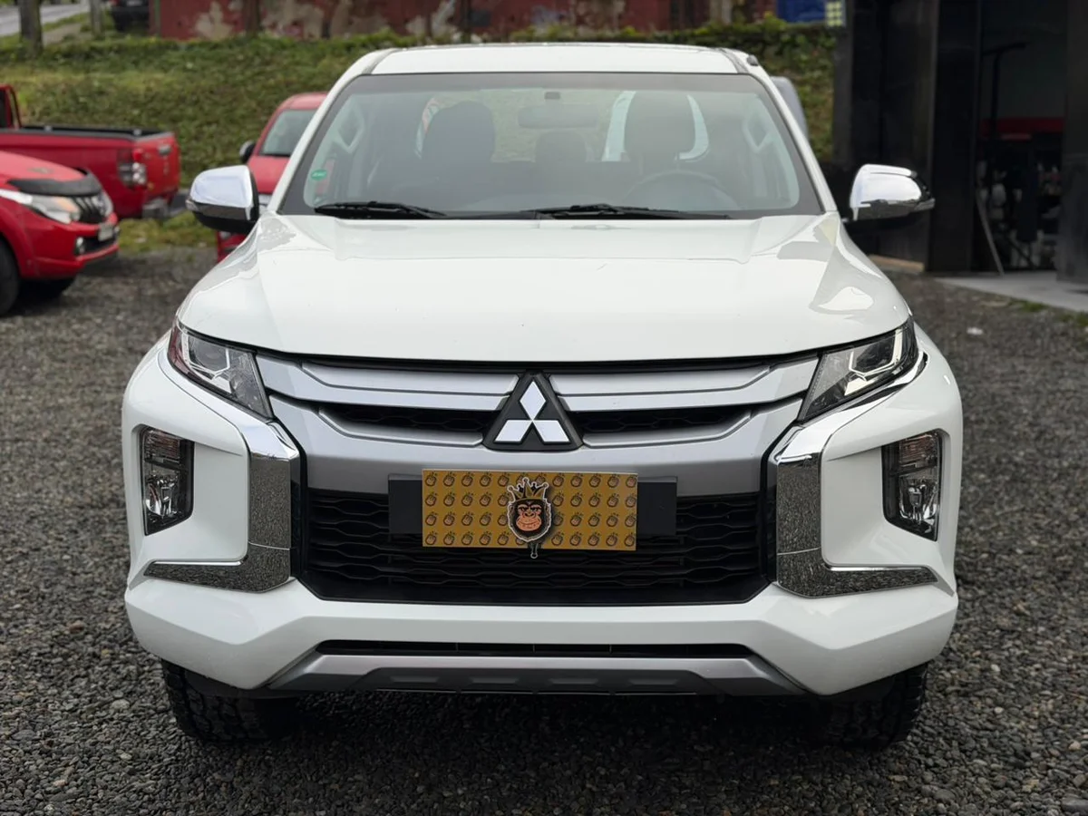 Mitsubishi L200 Katana CR 4x2 2.4 MT 2023