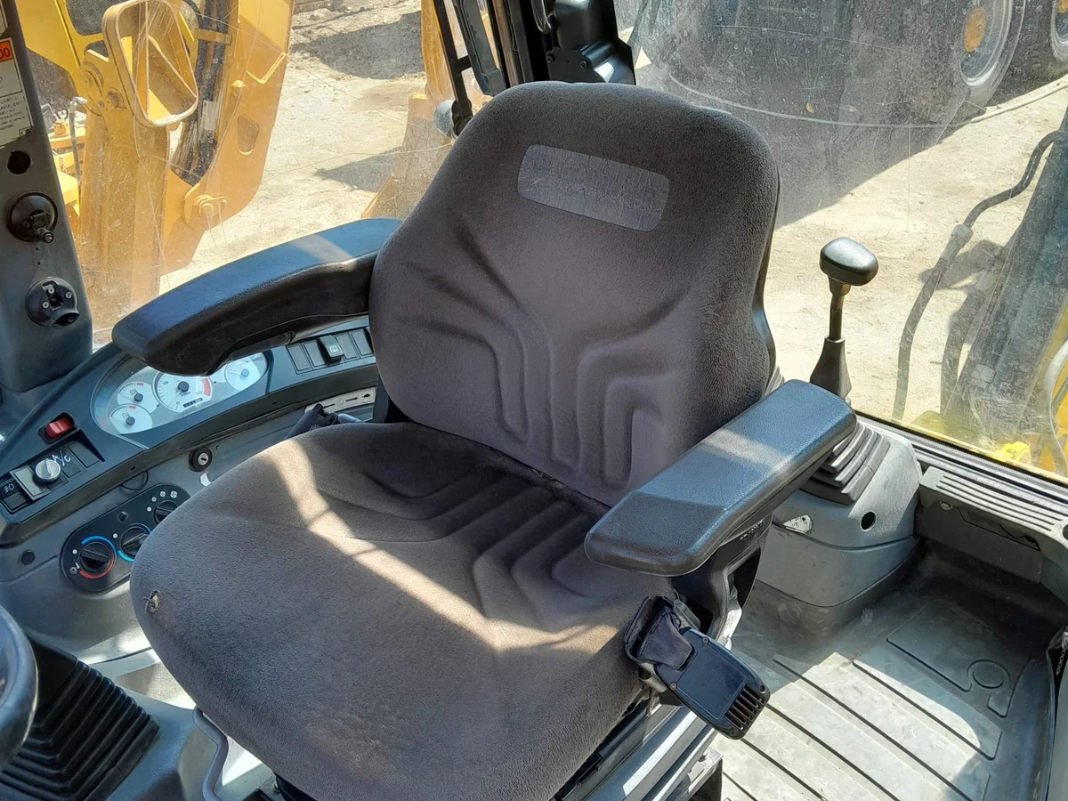 New Holland B90 B 4X4 wc-518 2014 - Miniatura 9