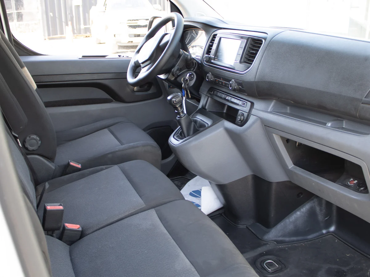 PEUGEOT EXPERT 2023 miniatura 9