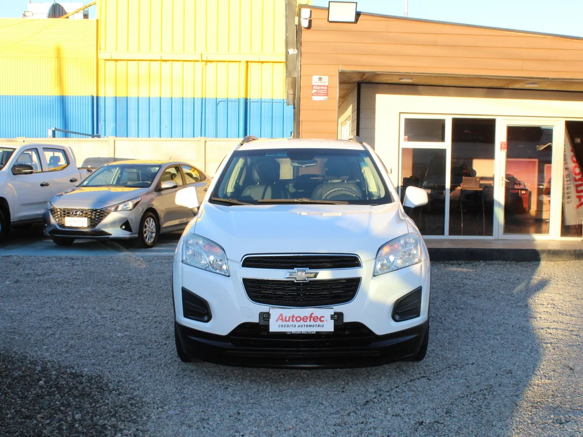 CHEVROLET TRACKER LS 2015