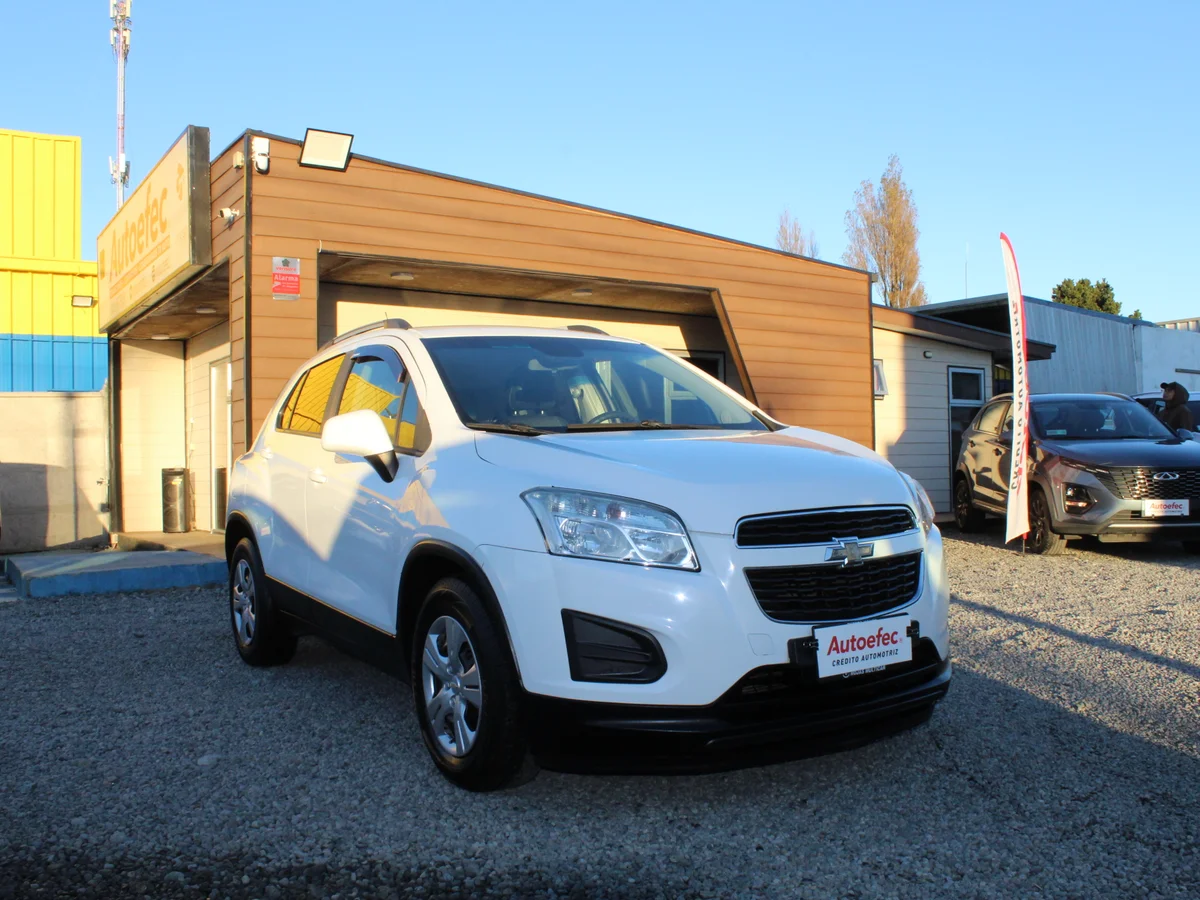 CHEVROLET TRACKER LS 2015