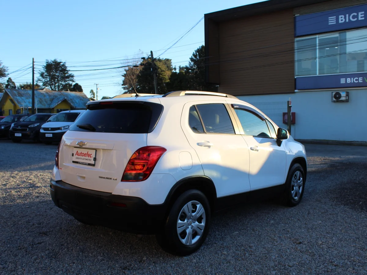 CHEVROLET TRACKER LS 2015 - Miniatura 8