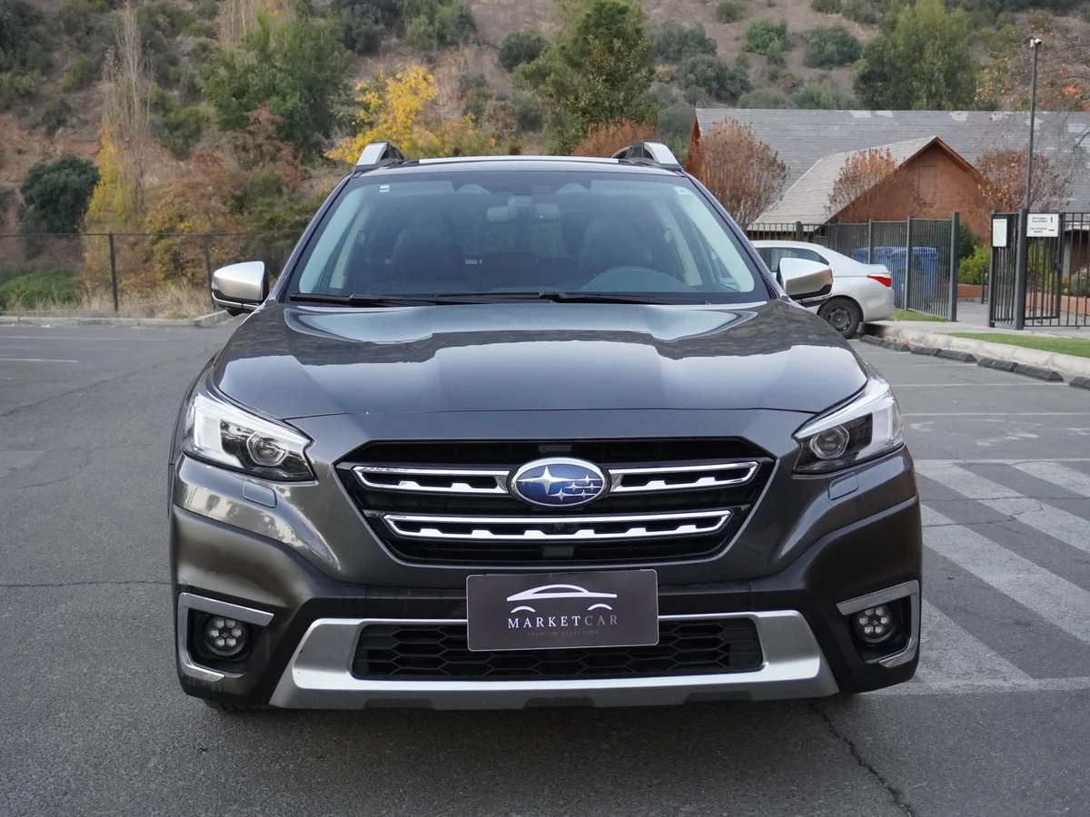 Subaru Outback Touring 4x4 2.4 Año 2024