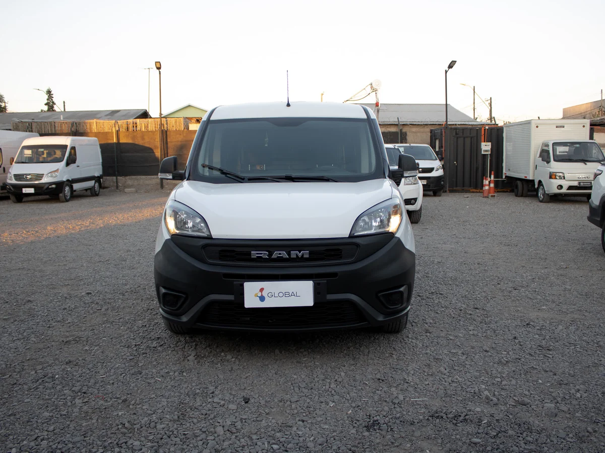 RAM VAN 1000 2022