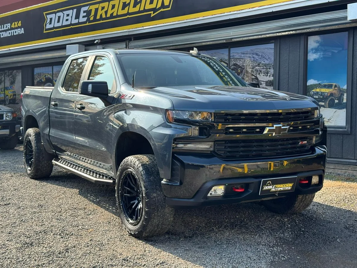 CHEVROLET SILVERADO LT TRAIL BOSS