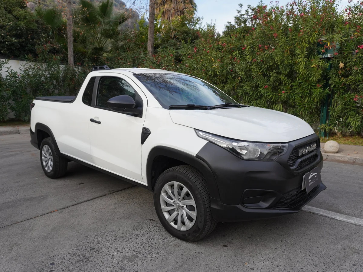 RAM 700 1.3 SLT 4X2 Cabina Simple MT Año 2025