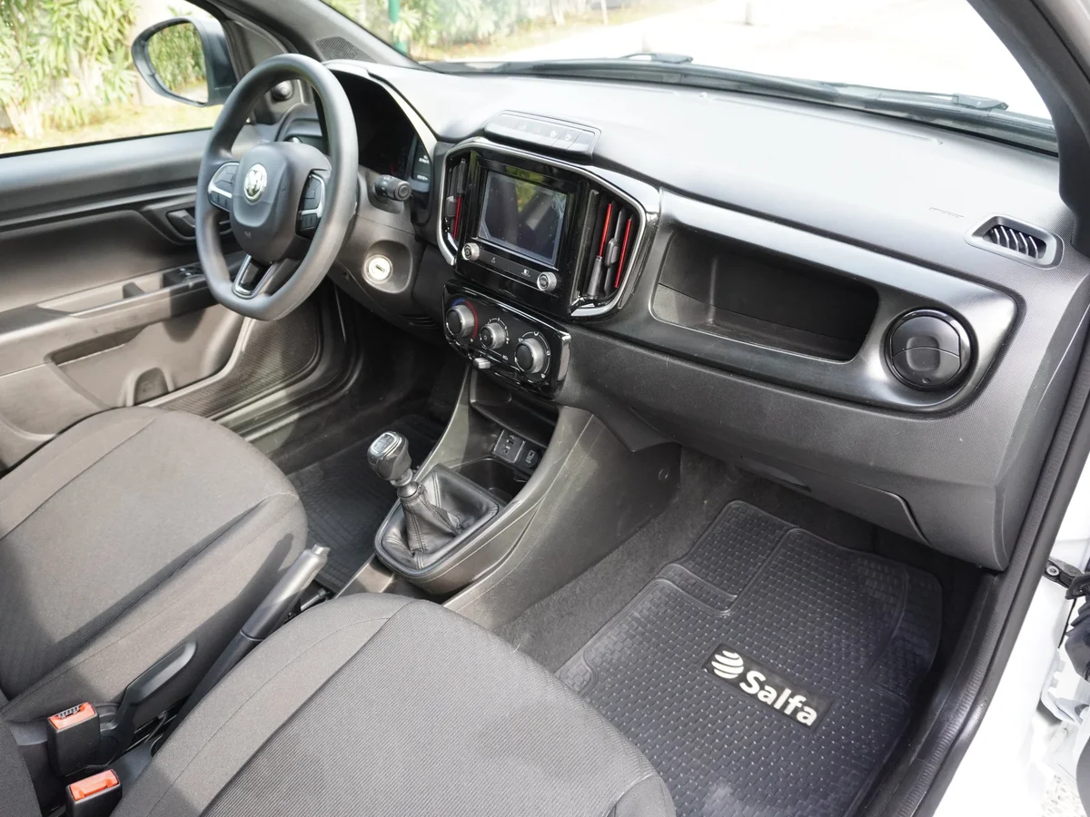 RAM 700 1.3 SLT 4X2 Cabina Simple MT Año 2025 miniatura 16
