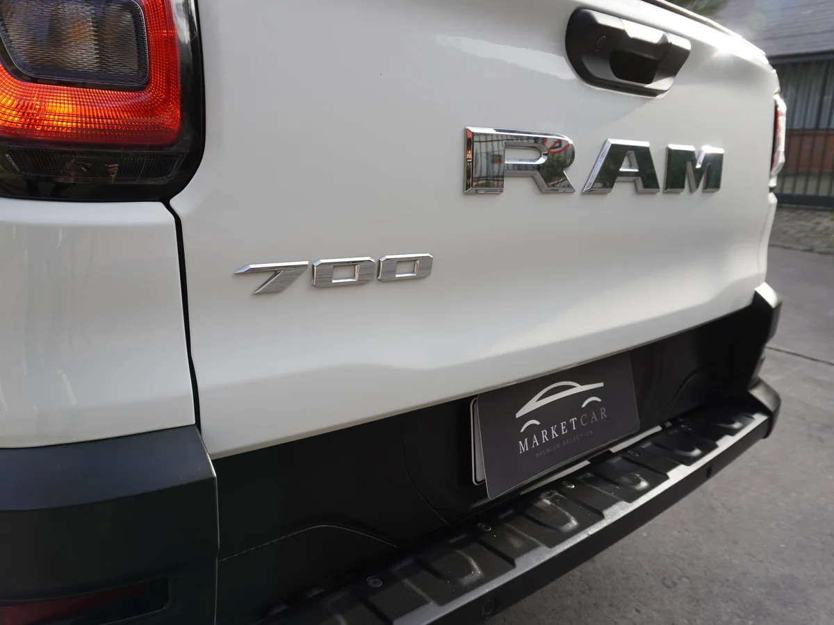 RAM 700 1.3 SLT 4X2 Cabina Simple MT Año 2025 miniatura 12