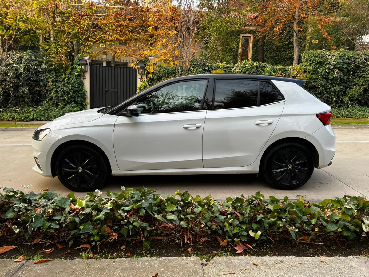 SKODA NEW FABIA 1.0L TSI AT DSG STYLE AÑO 2024 - Miniatura 5