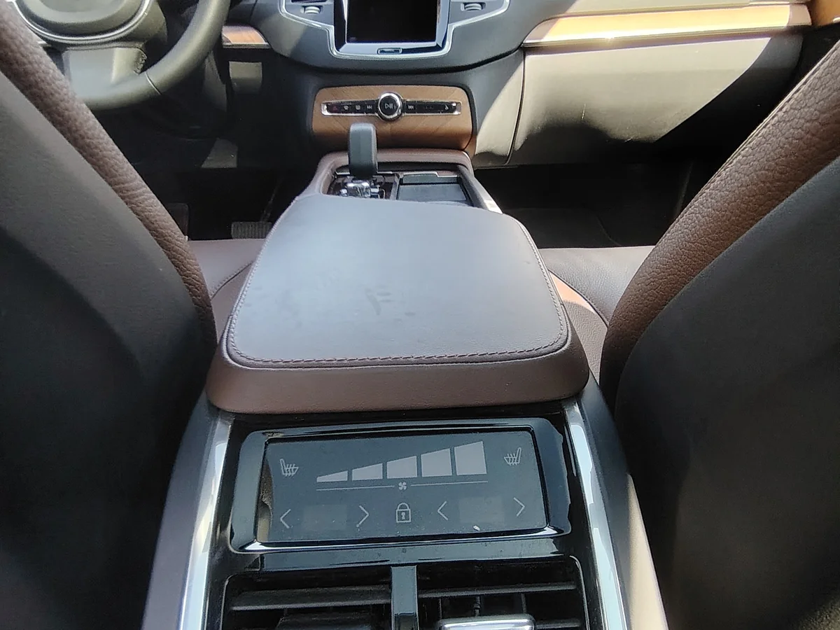 VOLVO Xc90 Mild Hybrid de 48V 2023 - Miniatura 22