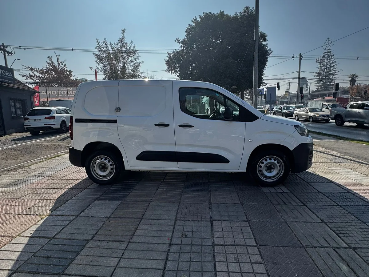 CITROEN BERLINGO 1.6 K9 2022