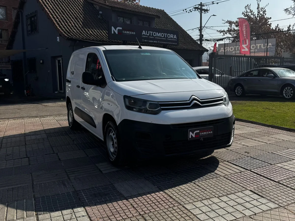 CITROEN BERLINGO 1.6 K9 2022 - Miniatura 8