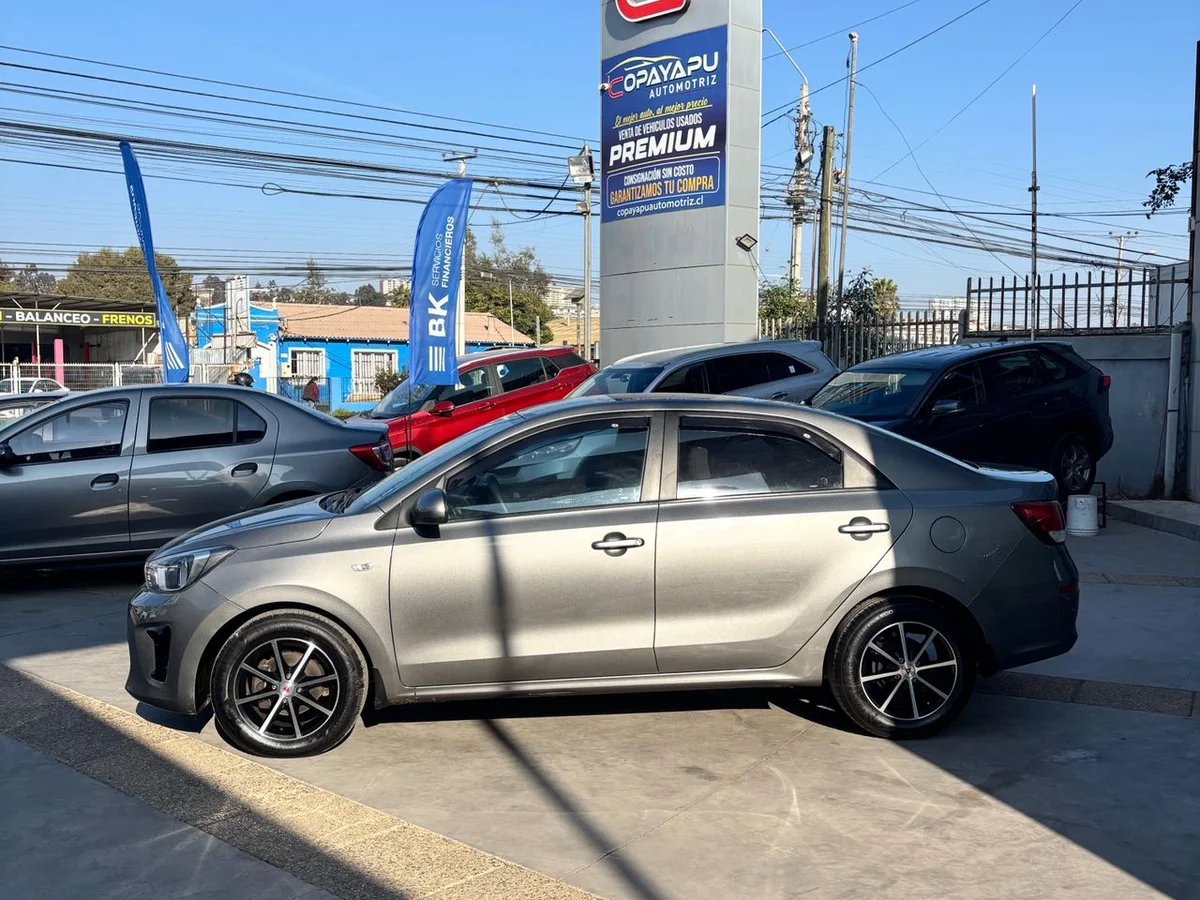 KIA SOLUTO 1.4 1.4 LX 4X2 MT 4P 2023 - Miniatura 5