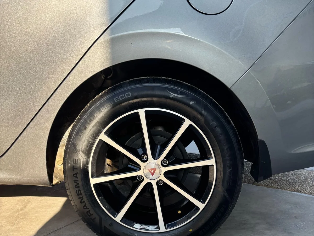 KIA SOLUTO 1.4 1.4 LX 4X2 MT 4P 2023 - Miniatura 6