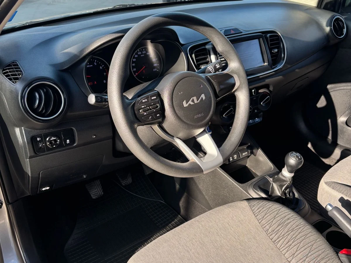 KIA SOLUTO 1.4 1.4 LX 4X2 MT 4P 2023 - Miniatura 10