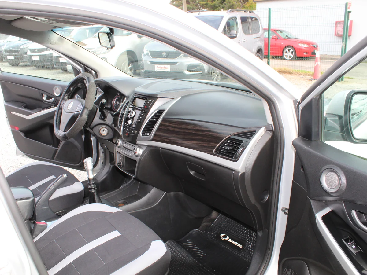 SSANGYONG KORANDO XDI 2.0 Diésel 2015