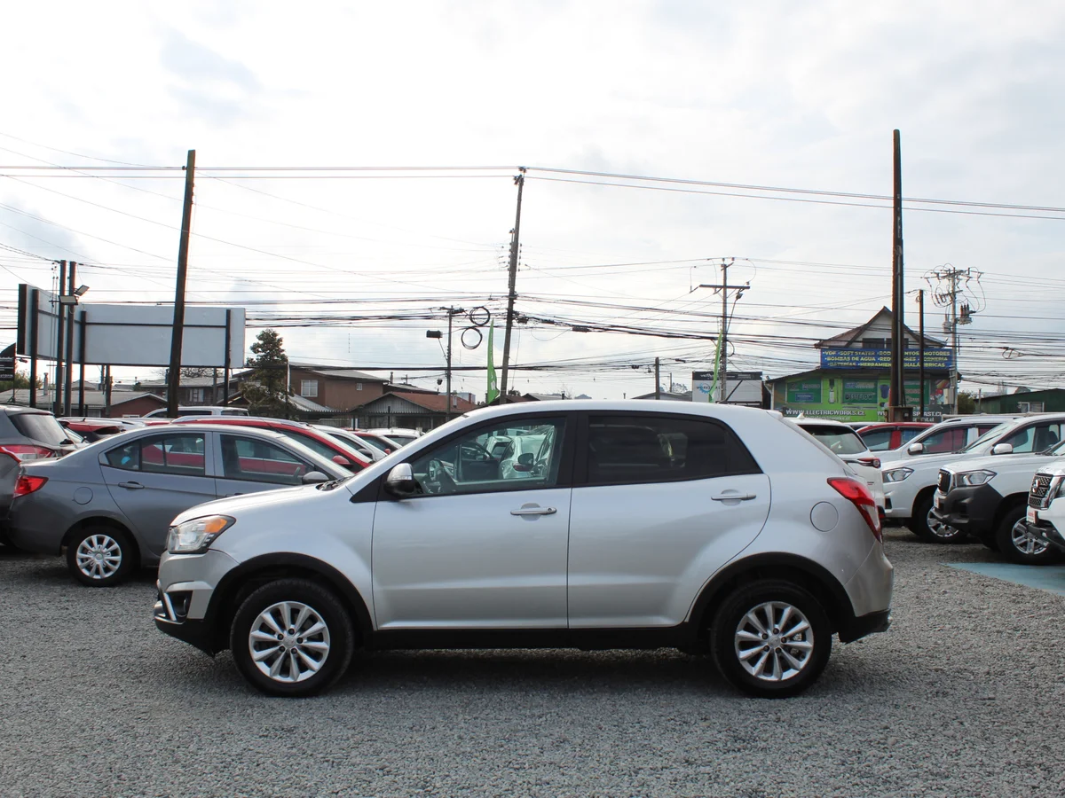 SSANGYONG KORANDO XDI 2.0 Diésel 2015 - Miniatura 11
