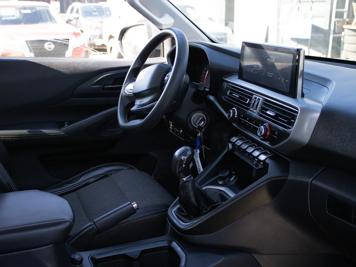 PEUGEOT Landtrek Active 1.9 2023 miniatura 9