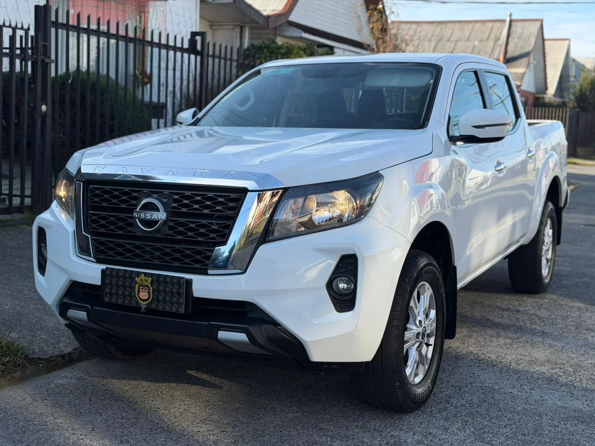 NISSAN Navara 4X2 MT 2024