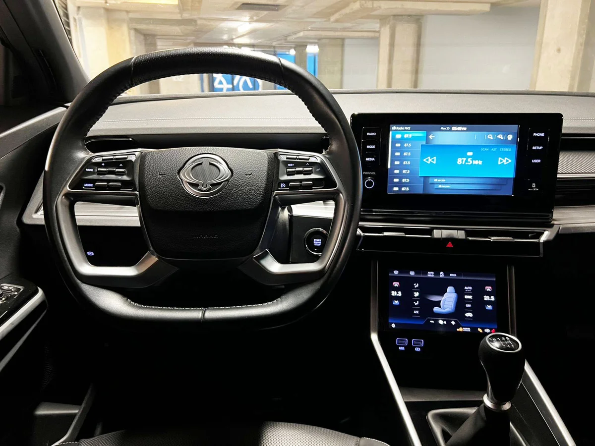 SSANGYONG TORRES 1.5 MT 2024 - Miniatura 9
