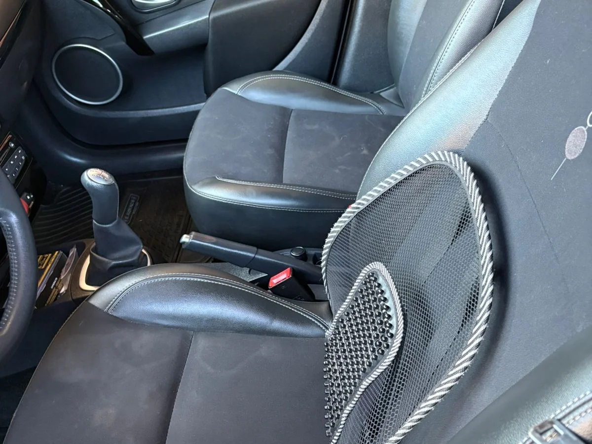 RENAULT CLIO 1.6 2013 - Miniatura 8