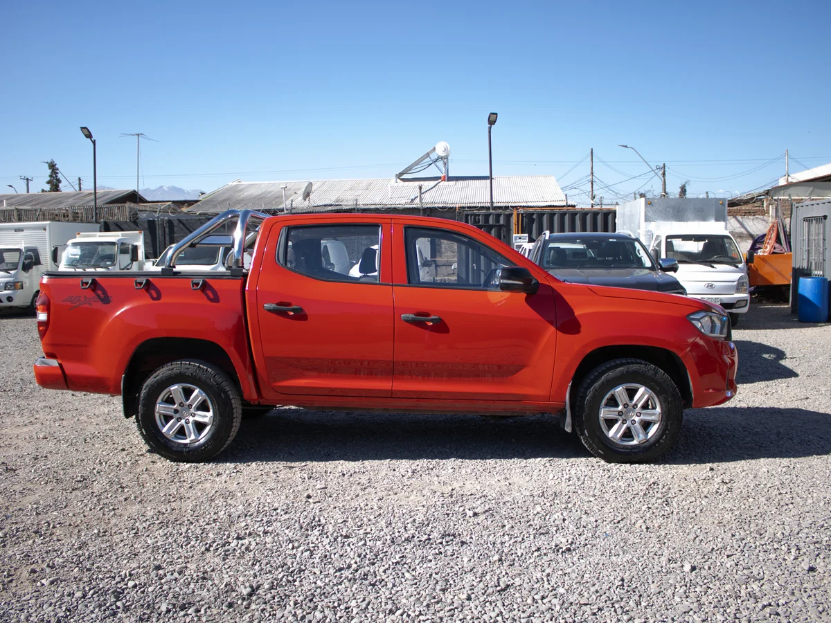 MAXUS T60 4x4 2023 miniatura 5
