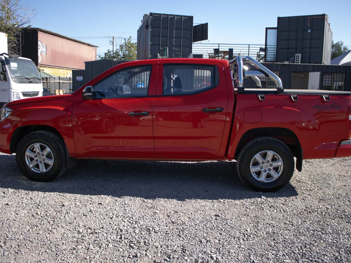 MAXUS T60 4x4 2023 miniatura 4