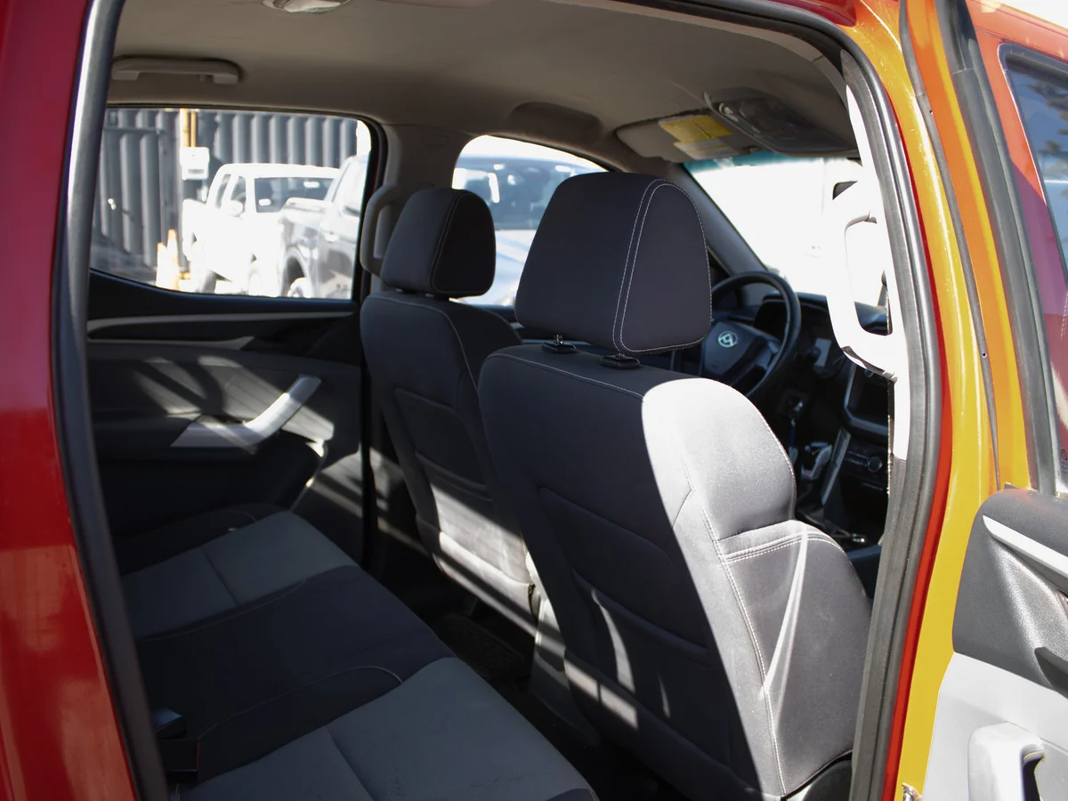 MAXUS T60 4x4 2023 miniatura 10
