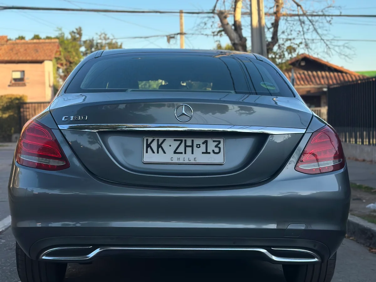 MERCEDES BENZ C 180 1.6 2018 - Miniatura 2