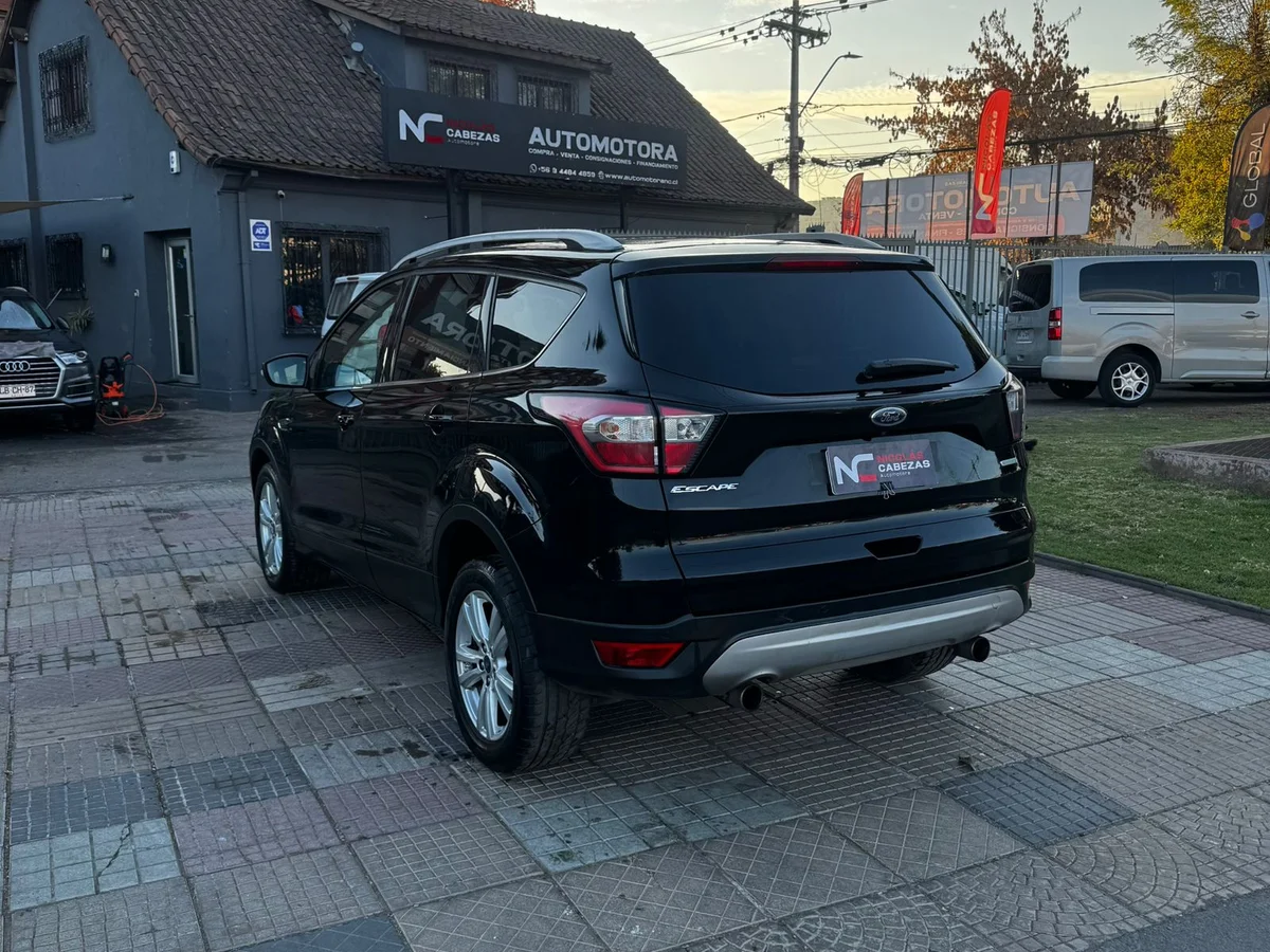 FORD ESCAPE 2.0 AUT 2018