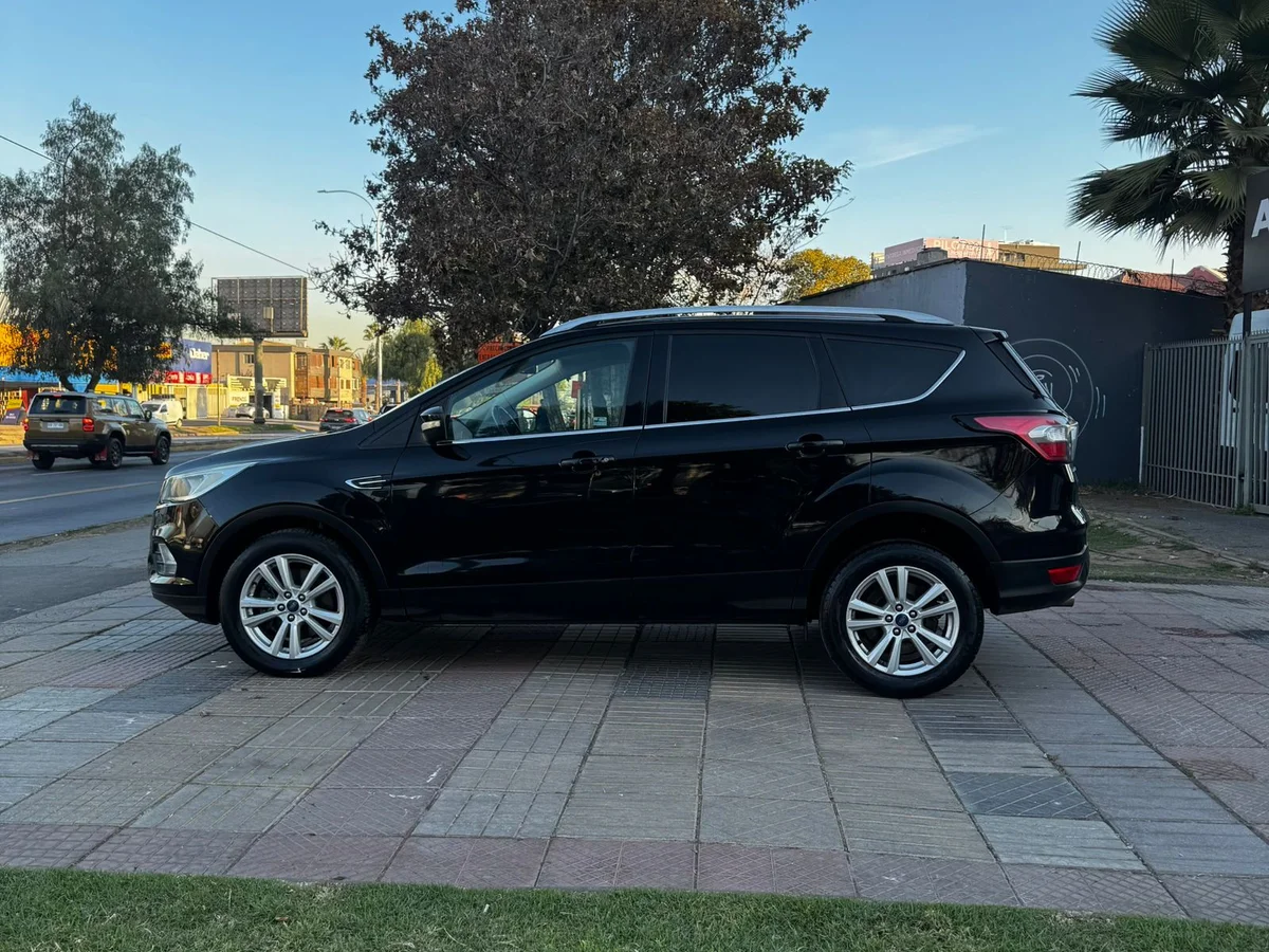 FORD ESCAPE 2.0 AUT 2018