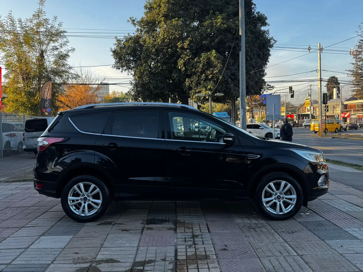 FORD ESCAPE 2.0 AUT 2018 - Miniatura 7