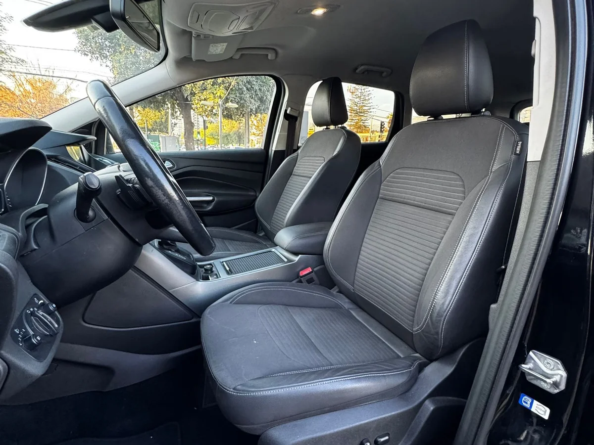 FORD ESCAPE 2.0 AUT 2018 - Miniatura 9