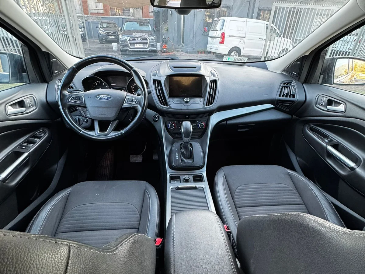 FORD ESCAPE 2.0 AUT 2018 - Miniatura 11
