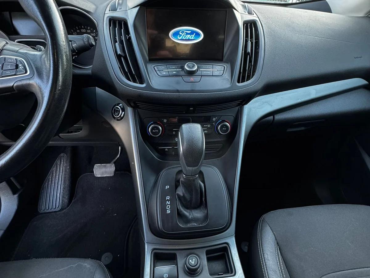 FORD ESCAPE 2.0 AUT 2018 - Miniatura 13