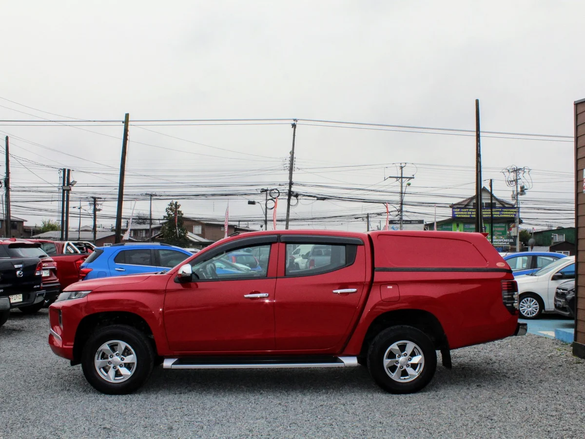 MITSUBISHI L200 KATANA CR 2.5 CR 2023 - Miniatura 11