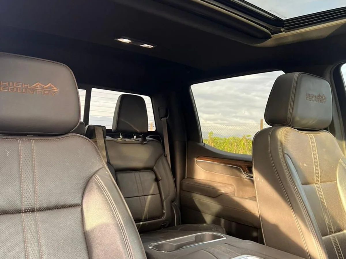 CHEVROLET SILVERADO 4X4 3.0L AUT HIGH COUNTRY DIESEL 2023 - Miniatura 6