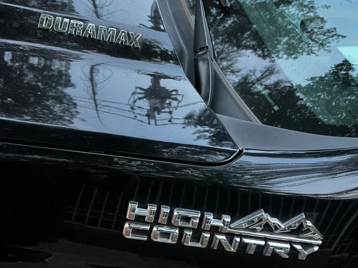 CHEVROLET SILVERADO 4X4 3.0L AUT HIGH COUNTRY DIESEL 2023 - Miniatura 3