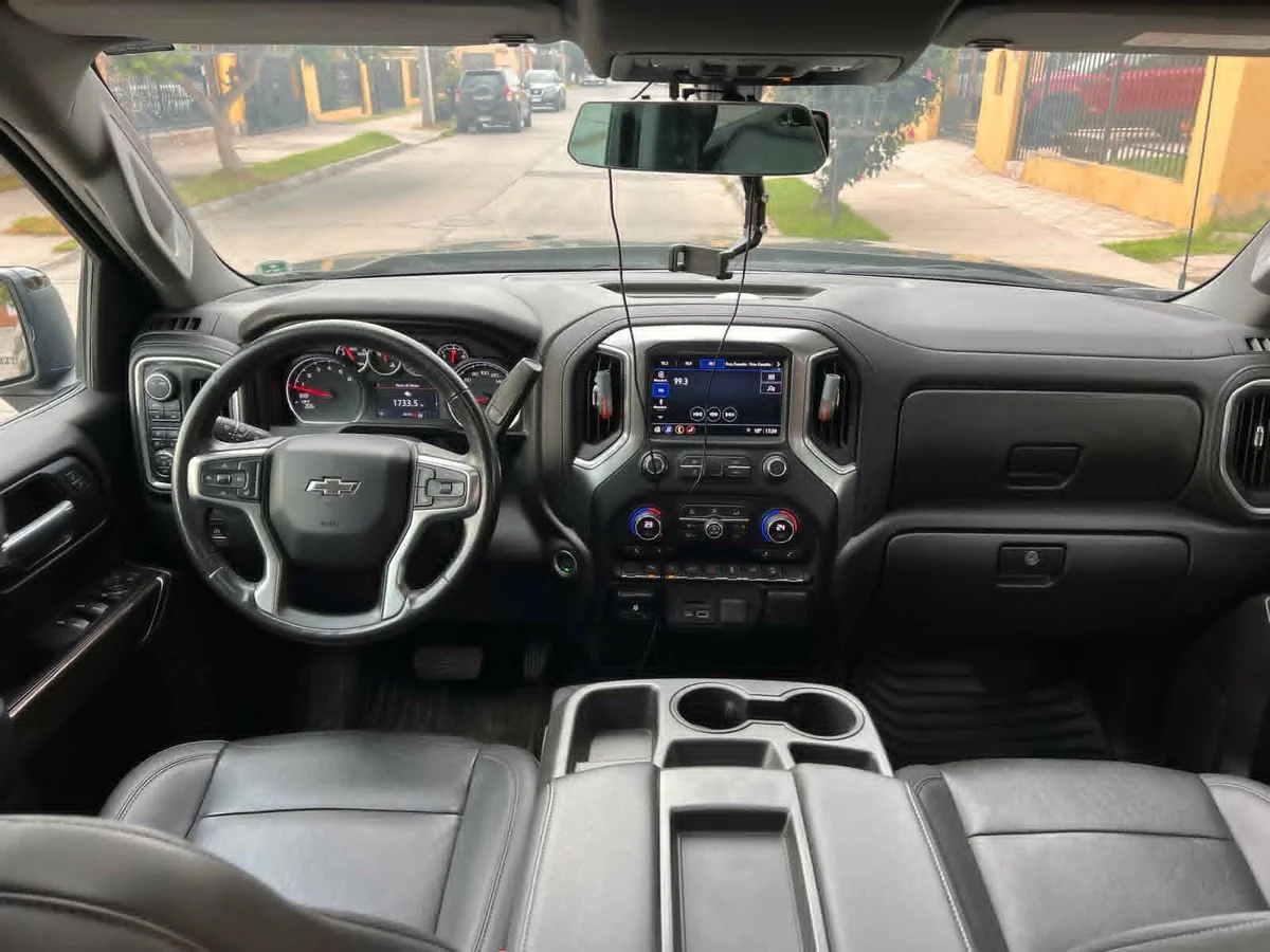 CHEVROLET SILVERADO 5.3 2021